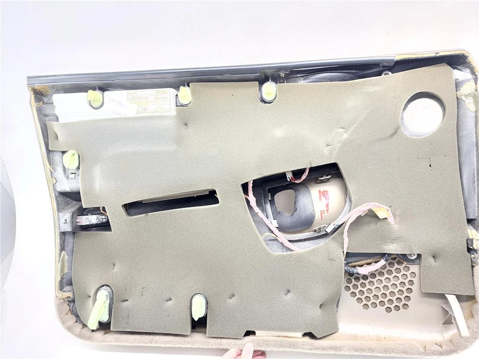 1997 1998 1999 2000 2001 2002 2003 Buick Park Avenue Passenger Door Panel OEM - Image 4 of 4