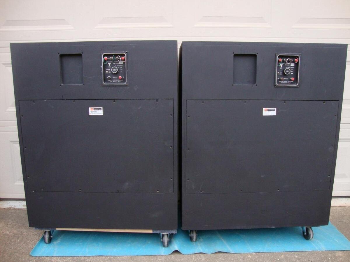 s-l1200.jpg s-l1200.jpg