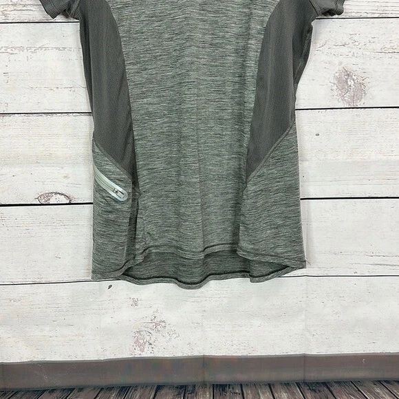 athleta tee top forerunner breathable zip pocket shirt