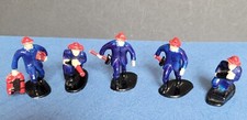 Lot 5 Figurines plastique Pompiers USA sur Socle H 4.5 cm
