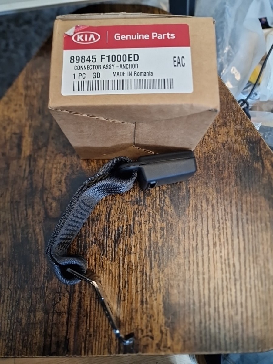 Kia Sportage 16 - On Rear Seatbelt Anchor Connector Assy. Genuine 