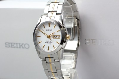 Seiko 7N43-0AR0 SGG719P1 Sapphire 100m Quartz White Dial Men's Watch From Japan