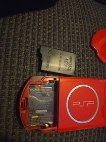 PSP-3000 God of War Black/Red playStation Portable console v-good US Selle