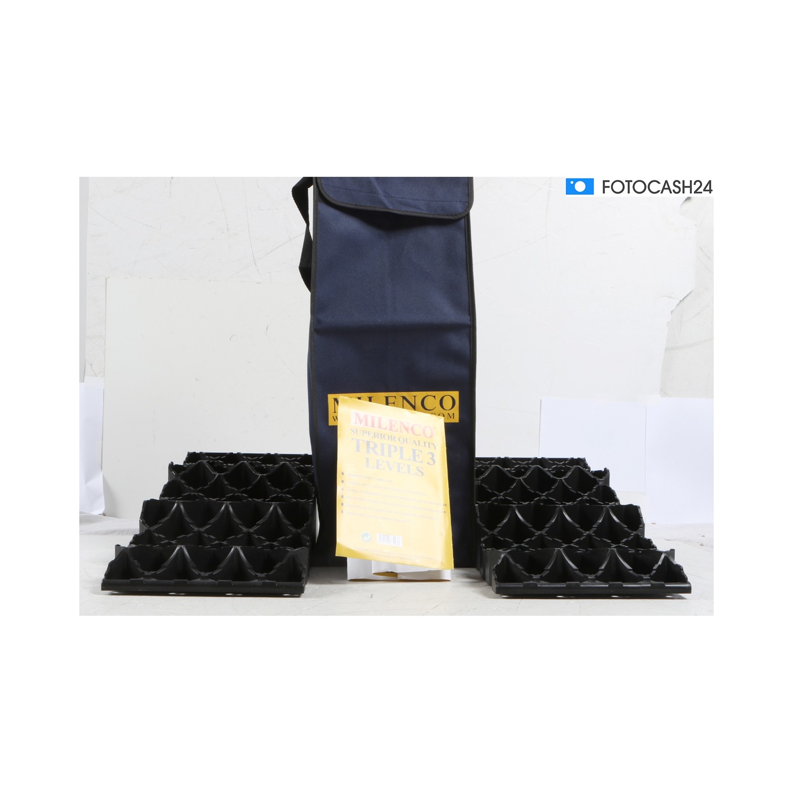Milenco Triple 2 Wheel Chocks, 2-Piece Set + Defect (284175)