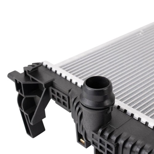 TRQ Radiator Fits 2019-2022 Jeep Cherokee - Picture 2 of 6
