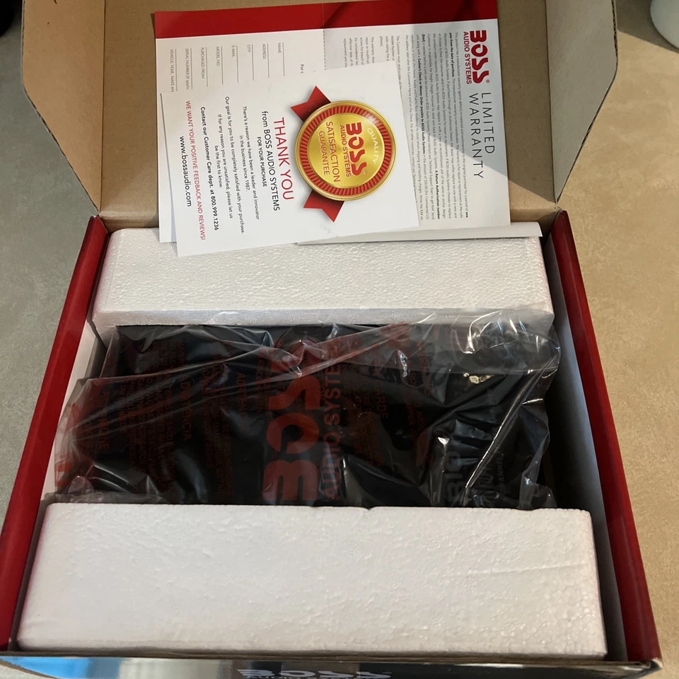 BOSS Audio R1004 Riot 400W 4-Channel Class A/B Car Audio High Power Amplifier - Image 3 of 4