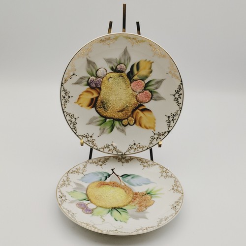 Vtg Wheelock Peoria Japan Textured 3D Pear Peach Grapes Fruit Plates Set Of 2 - Picture 2 of 12