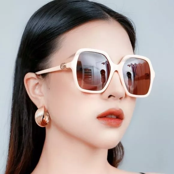 Lunettes de soleil Gucci GG1072SA 004 56 56 mm 100 % authentiques NEUVES