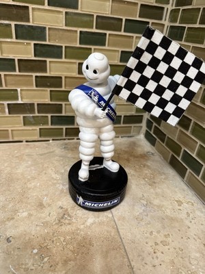2014 MICHELIN MAN MR. BIB BIBENDUM BOBBLEHEAD BDA CHECKERED RACING FLAG RARE