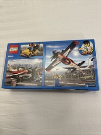 LEGO CITY: Stunt Plane (60019)