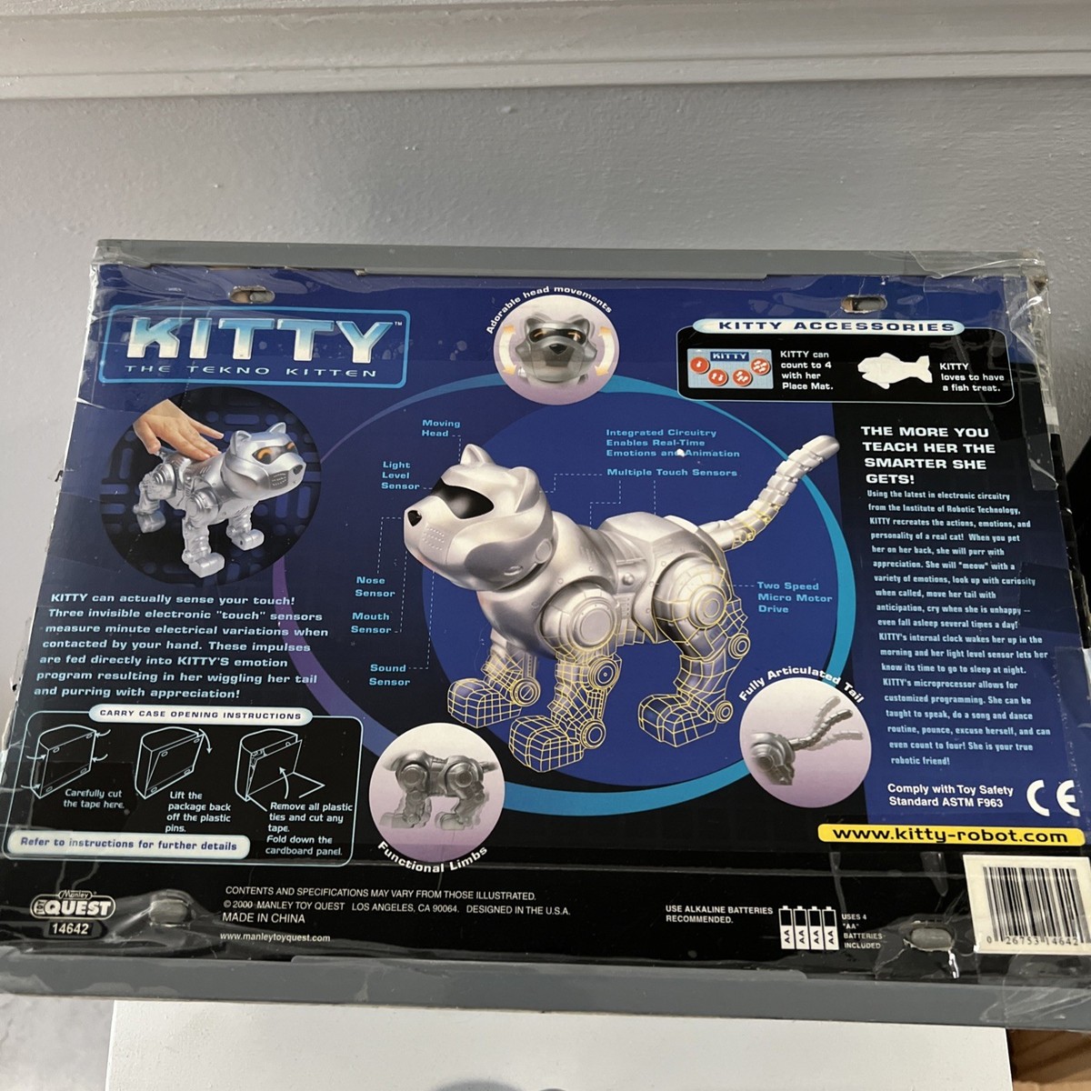 ロボットペット「TEKNO KITTEN」 Kitty the Tekno Kitten | Robot Wiki | Fandom