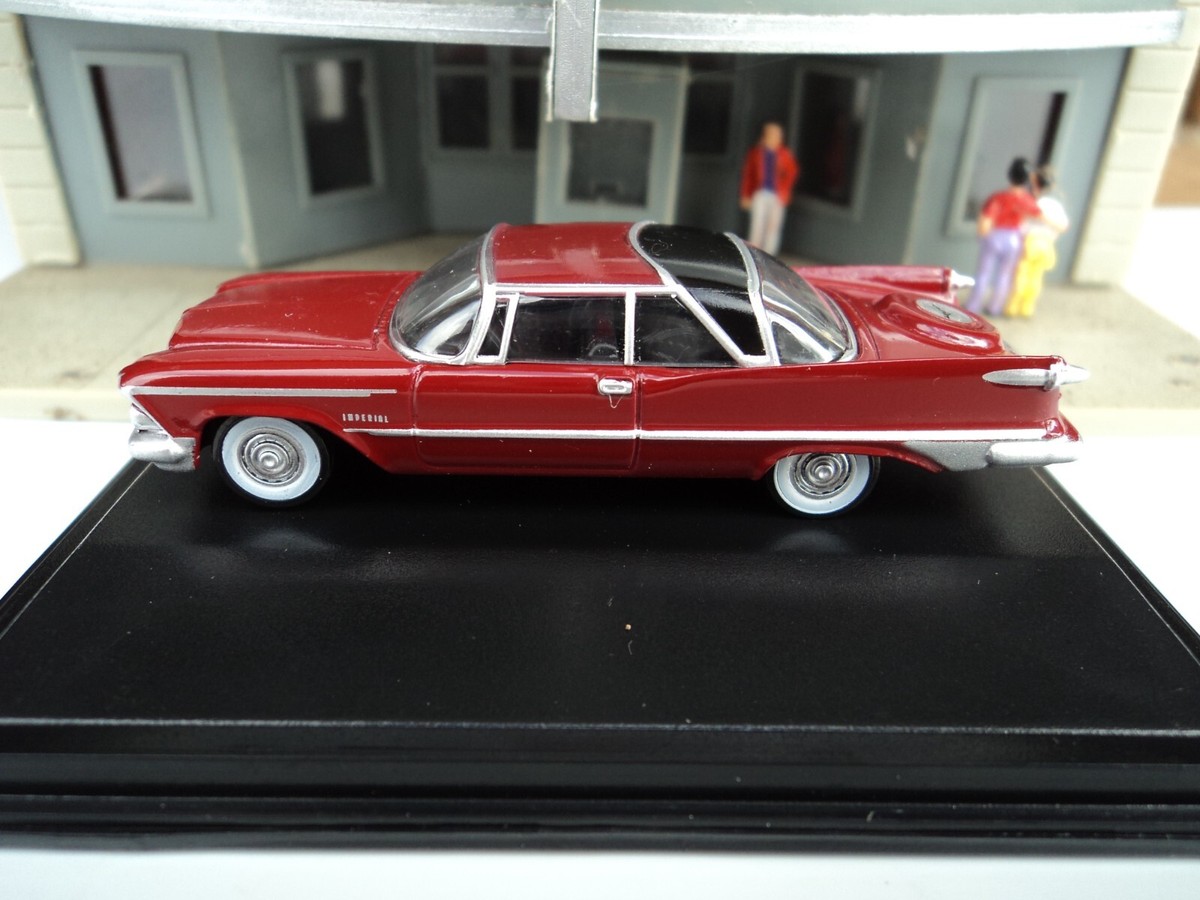 Coche Modelo A Escala 1-87 Chrysler Imperial Crown Verde Oxf