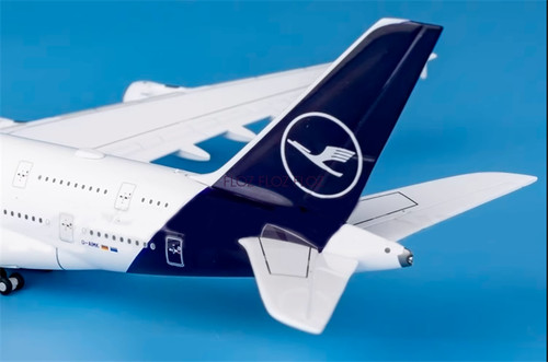 LUFTHANSA AIRBUS A380-800 1/500 Herpa 533072-001 A380 Düsseldorf D-Aimk
