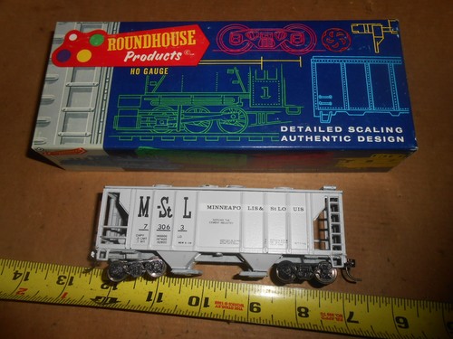 Tolva cubierta de 2 bahías escala HO 73063 M&St.L en caja Roundhouse. | Condition: Used