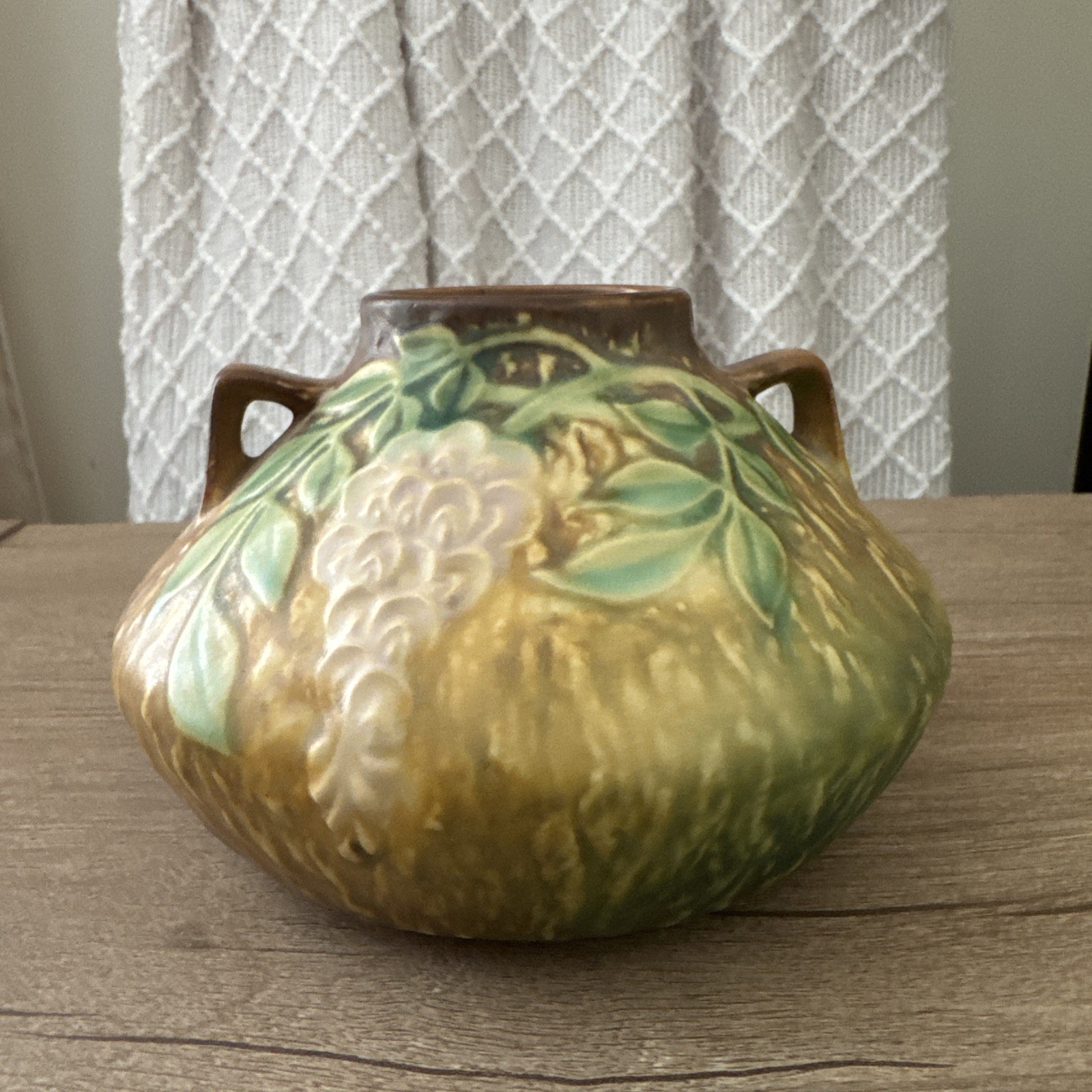 Roseville Wisteria 629 4-Inch Inkwell Vase in Soft Pastel Colors