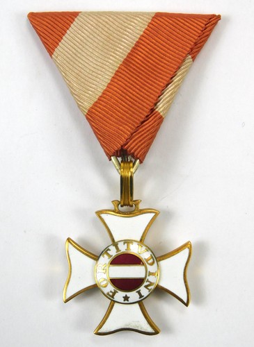 Antique Austrian Austria or German WW1 Enameled Cross Order Medal Badge Award