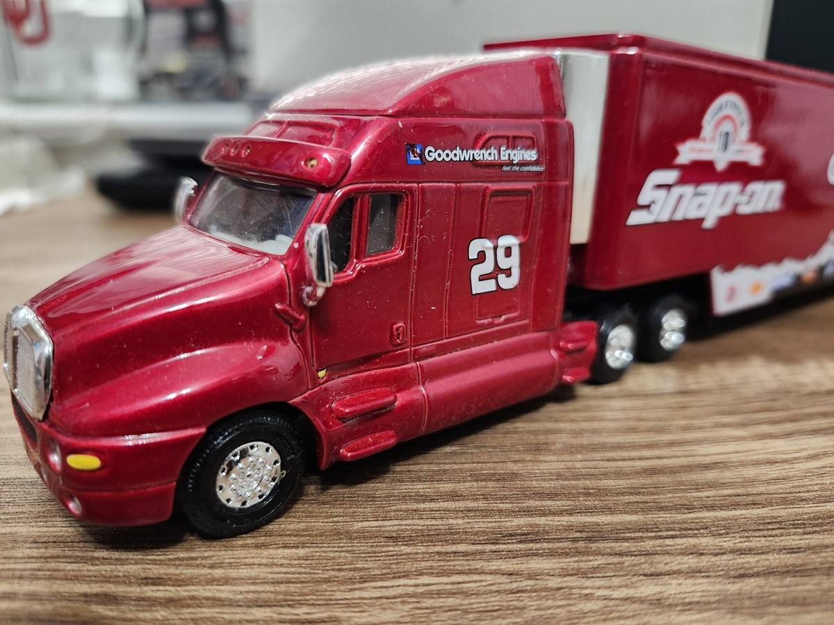 ミニカー Kevin Harvick Snap-on 1/64 2003 Hauler 2003 Snap On Kevin Harvick 1/64 Die Cast Hauler From Action
