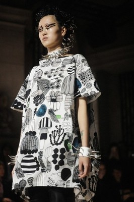 あ*む様 【JUNYA WATANABEコムデギャルソン × マリメッコ】コクー Junya Watanabe x Marimekko Comme des Garcons 2017 Weggie Print
