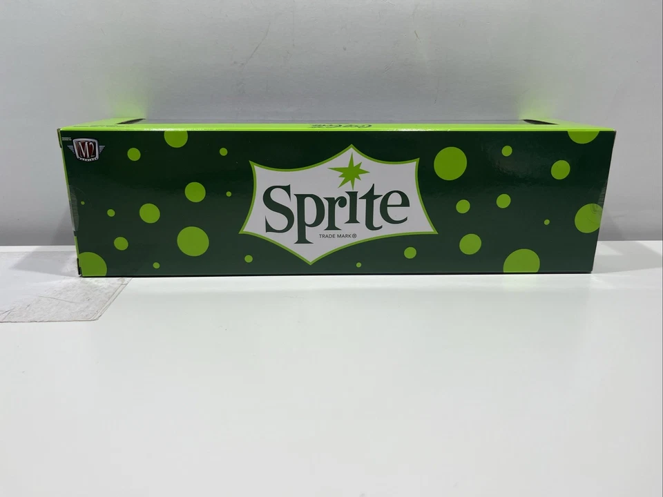 M2 Machines Auto Hauler TW36 1956 Ford COE 1932 Ford Three Window Coupe - Image 4 of 4