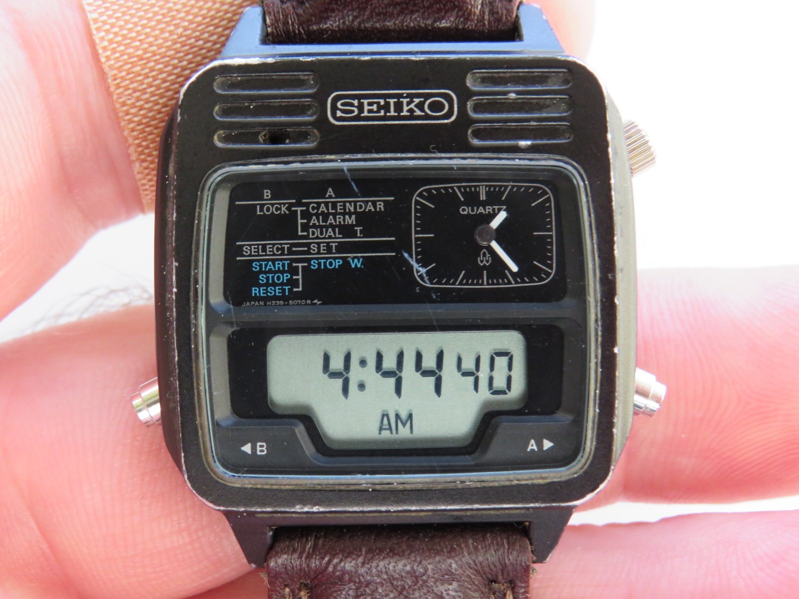 watch Ana mens quartz H239-5060 wrist Digi SEIKO Japan Vintage - vintagewatches.pk