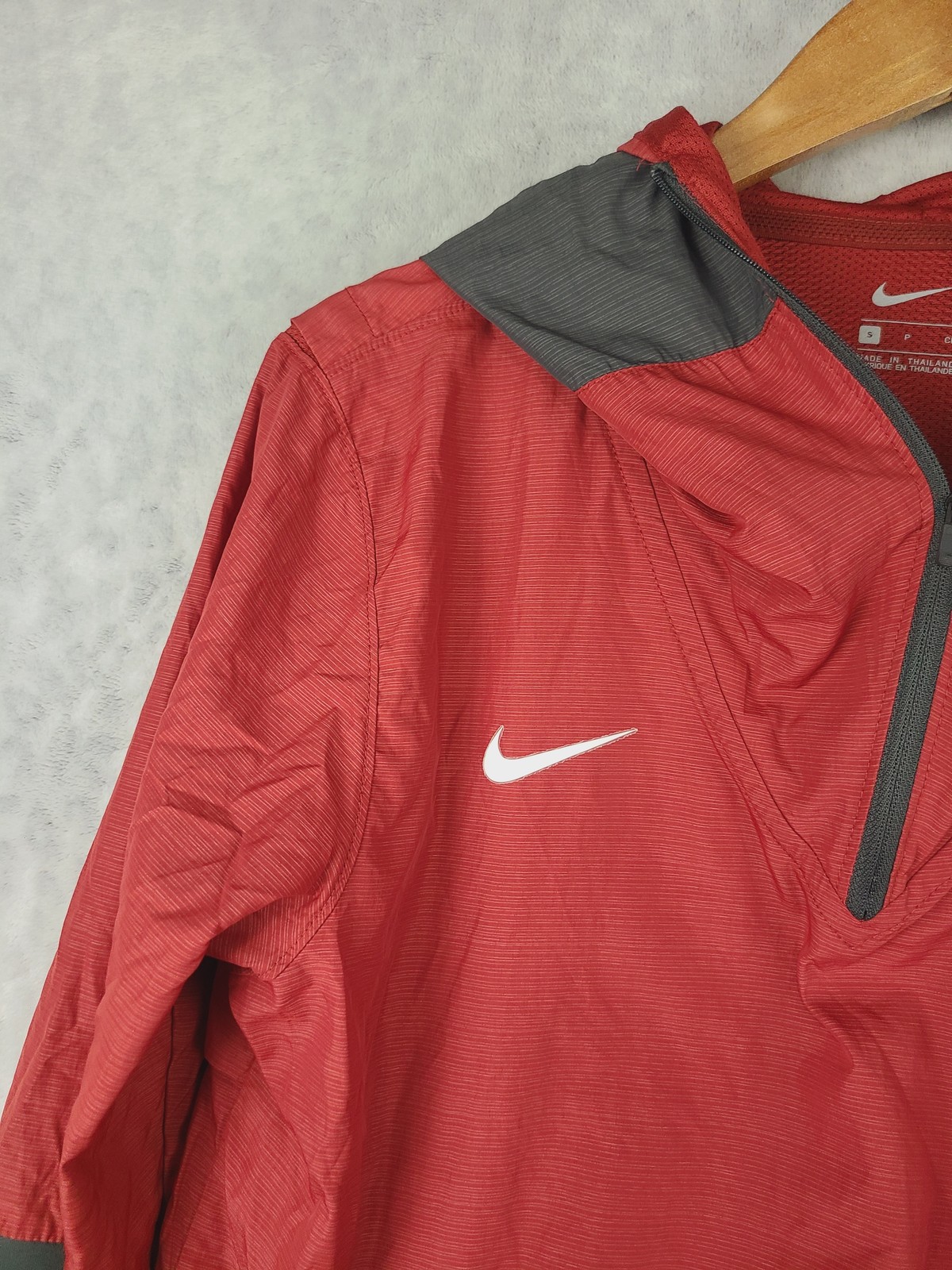 SACAI X NIKE Giacca Oklahoma Sooners uomo piccola Nike NCAA calcio pullover con cappuccio sul campo