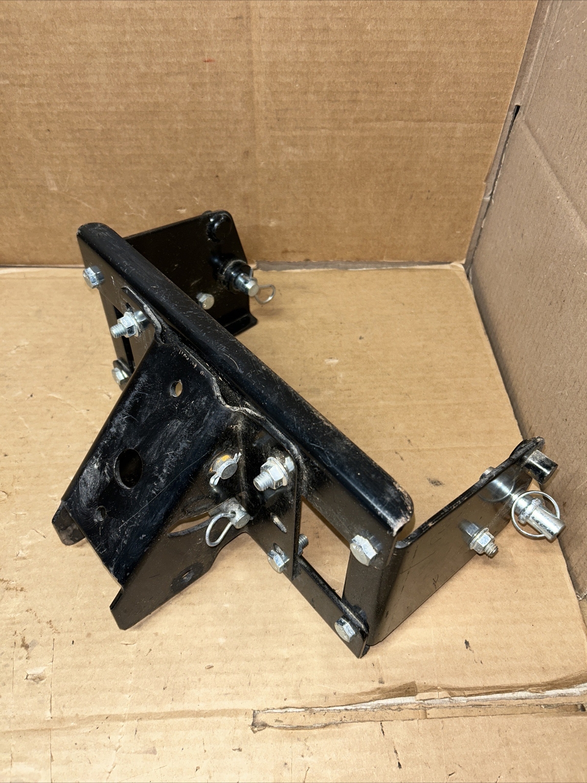 John Deere LA135 L110 L130 L120 D170 E140 LawnMower 46” Blade Mounting