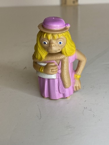 Vintage E.T. THE EXTRATERRESTRIAL PVC Figure 1982 LJN Toys 1980s Retro Toys