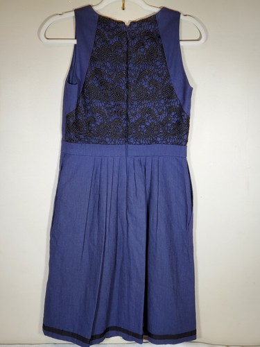 NWT Carmen Marc Valvo Dress Blue Black Sleeveless Semi Formal Women's Size 4 - Picture 2 of 7