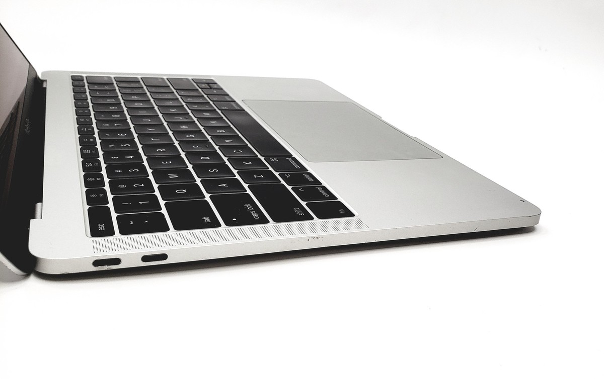 Apple Macbook Pro Mid 2017 13 Apple Macbook Pro Mid 2017 13