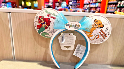 Walt Disney World Art of Animation Resort Minnie Mouse Ears  display picture 1