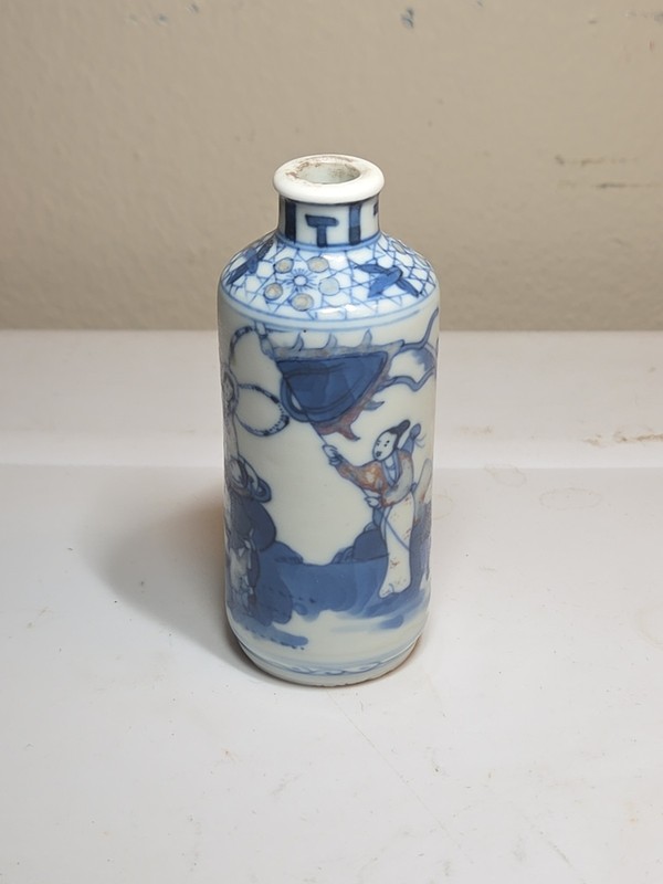 Vintage Chinese Blue and White Porcelain Snuff Bottle - Hand-Painted Scene