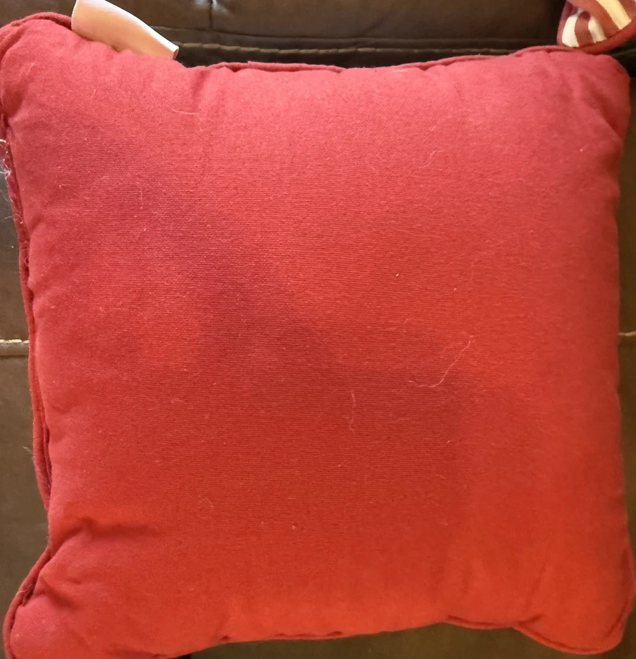 Juego de decoración de San Valentín almohadas Bella Lux y manta Nicole Miller corazón Foto 4 de 4