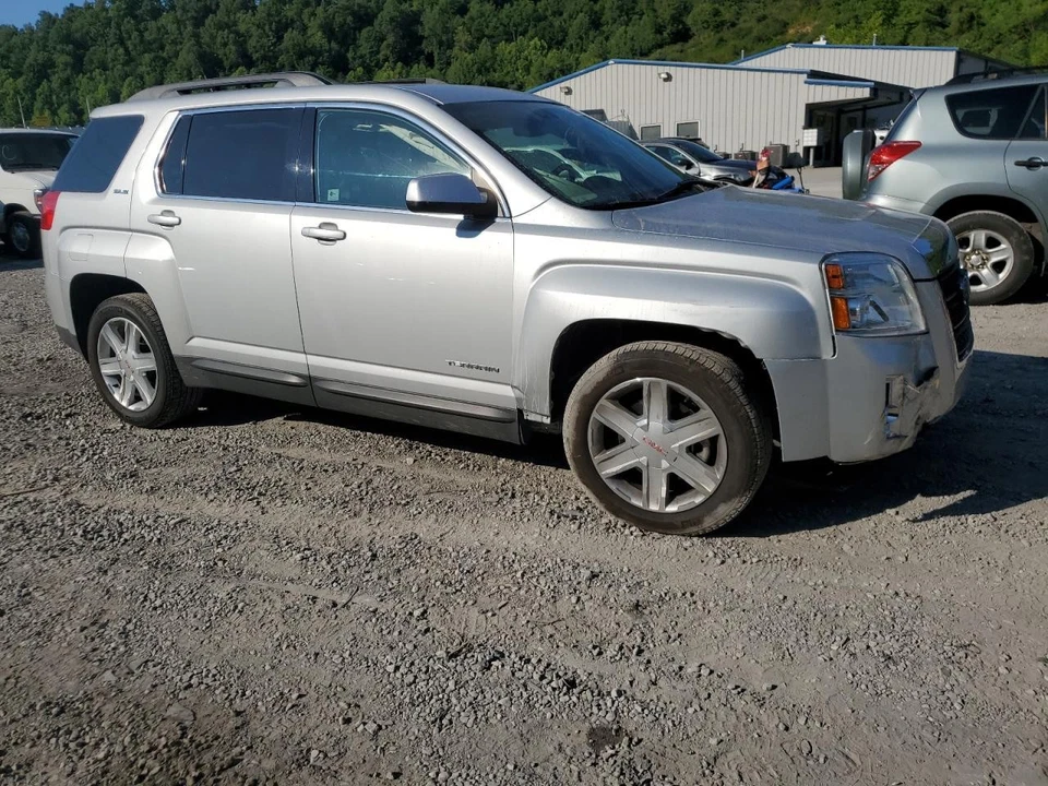 Conjunto de filtro de aire usado se adapta a: GMC Terrain 2.4 Grado A 2011 Foto 4 de 4