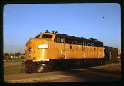Original Dia CNW #422 EMD F7A Chicago Northwestern 1980 Blue Island IL