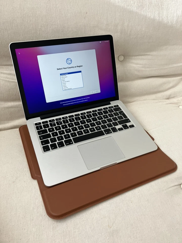 Apple MacBook Pro 13" 2015 | i7 16GB RAM 512GB SSD | Fresh macOS Monterey - Image 2 of 4