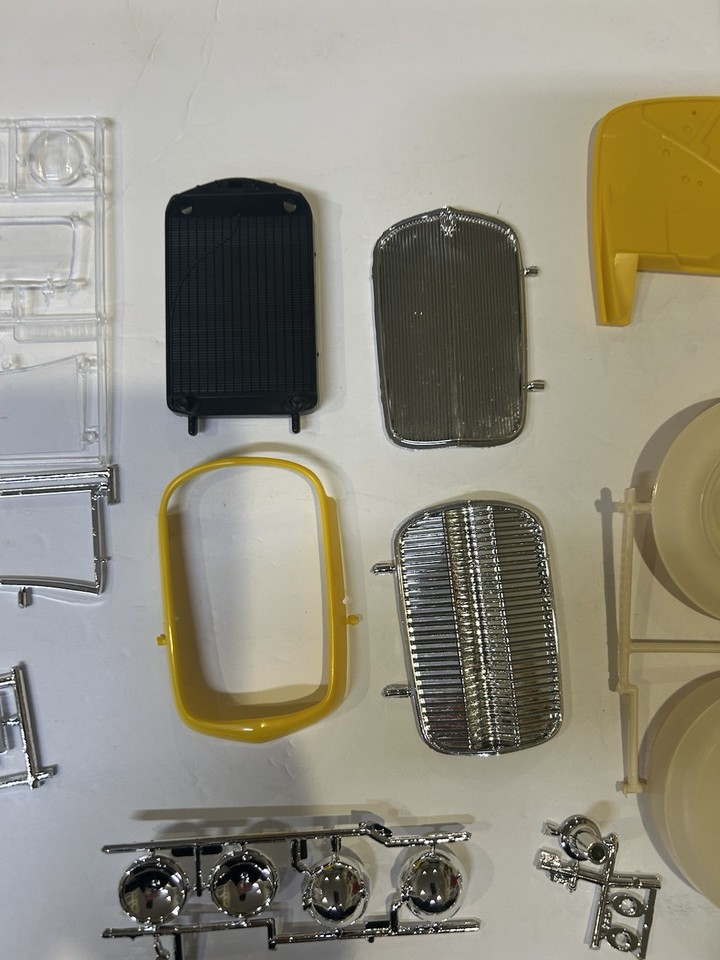 1/8th scale 32 ford roadster Parts street rod big deuce Monogram | eBay