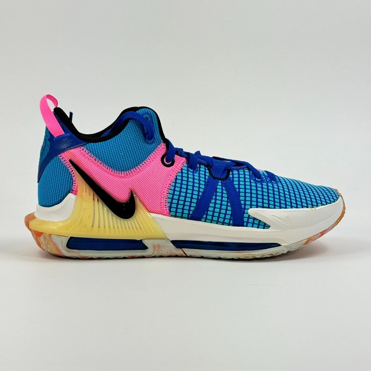Nike LeBron Witness 7 Hyper Royal Pink for Sale  display picture 2