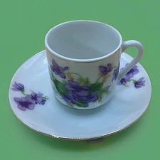 VTG FOOTED PORCELAIN DEMITASSE/ESPRESSO CUP SAUCER PURPLE VIOLETS GOLD TRIM