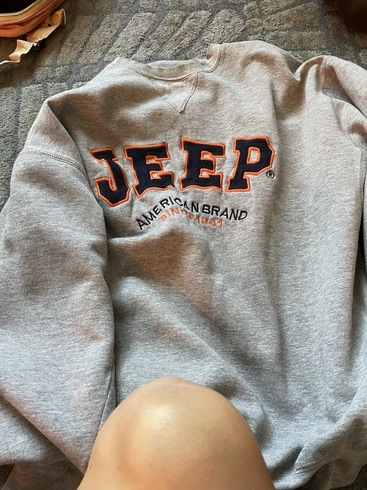 Sudadera Pullover Gris XXL De Colección Jeep Marca Americana Para Hombre Logo Bordado Foto 2 de 4