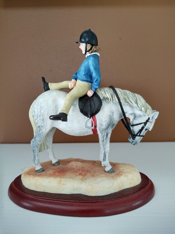 Border Fine Arts Hay Days Around The World Horse Figurine A0541