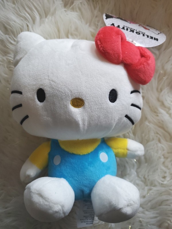 Sanrio 8" Hello Kitty Plush Classic Edition Cute And Soft Gift 