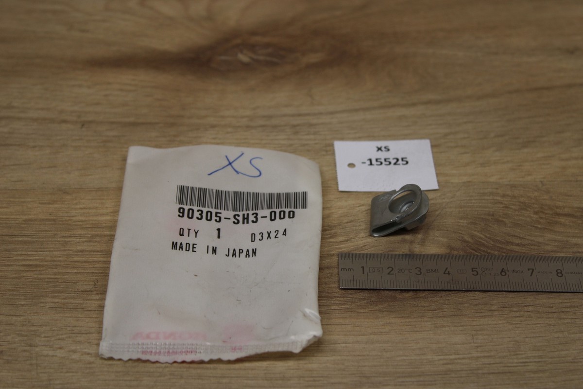 Honda 90305-SH3-000 Nut Clip Air Spoiler NOS NEU genuine xs15525