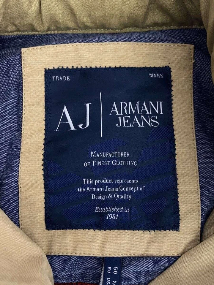 Jaqueta ARMANI JEANS Camelo M Usada - Imagem 3 de 4