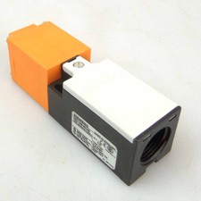 Siemens Position Switch 3SE2200-0XX04 NOV