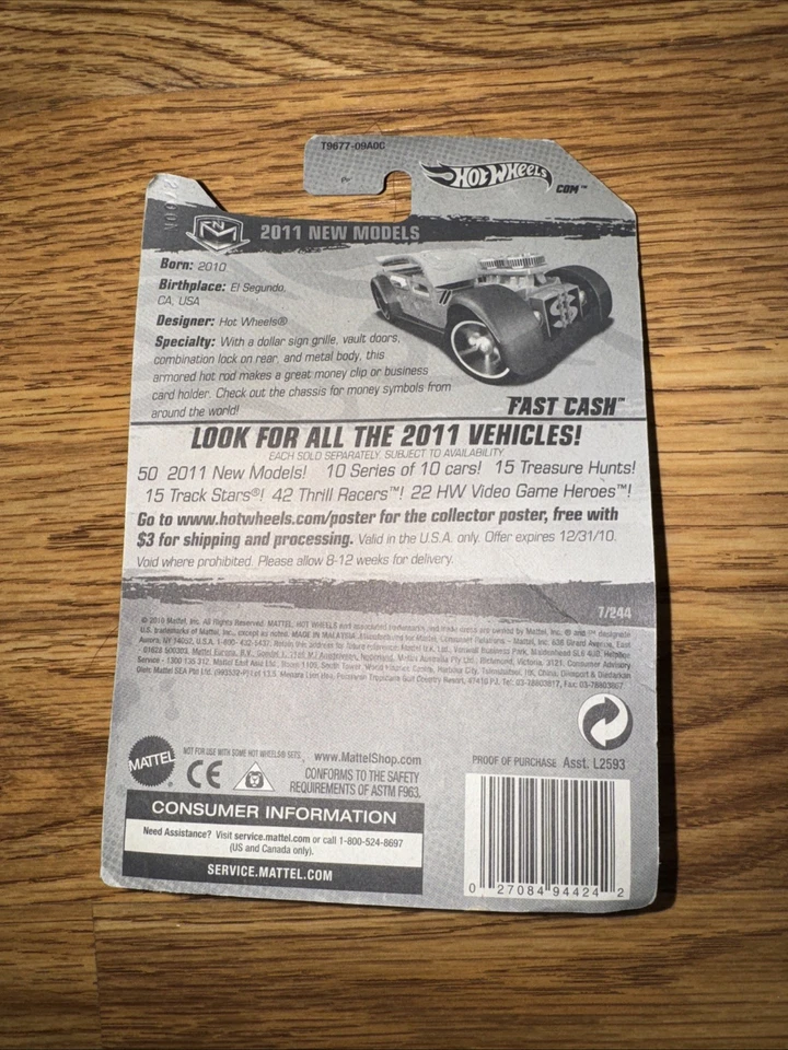 ***RARE PACKAGING ERROR*** Hot Wheels 2011 Models Fast Cash Green 1 64 scale - Image 4 of 4