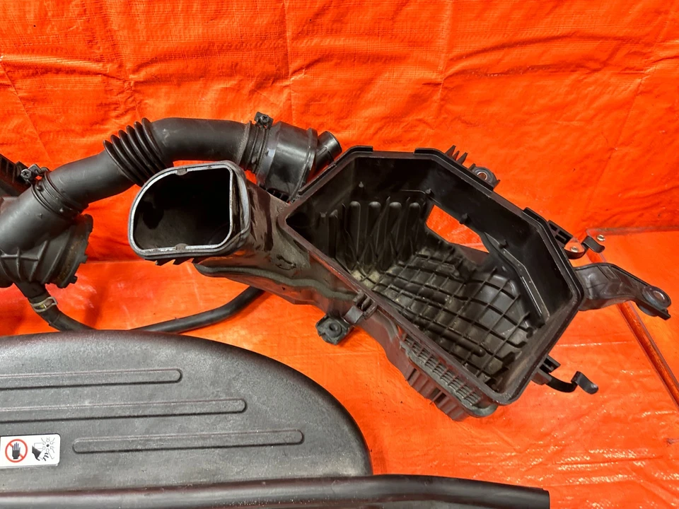 13-16 HYUNDAI GENESIS CUPÉ 3,8 L ADMISIÓN DE FÁBRICA CON BRAZO CAJA DE AIRE RESONADOR OEM 302 Foto 2 de 4