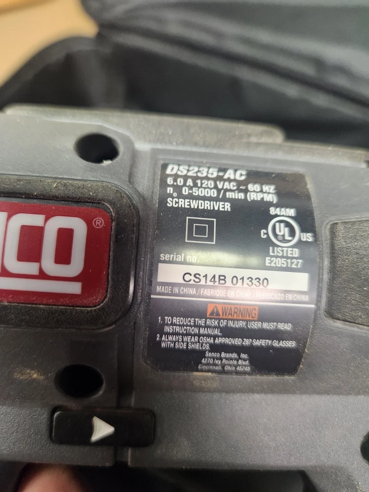 Destornillador de alimentación automática Senco DS235-AC con cable 5000 RPM con estuche Foto 3 de 4