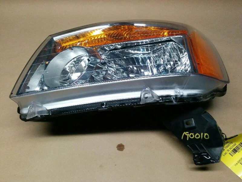 Conjunto de faros izquierdos usados se adapta a: Nissan Titan 2014 grado A izquierdo Foto 4 de 4