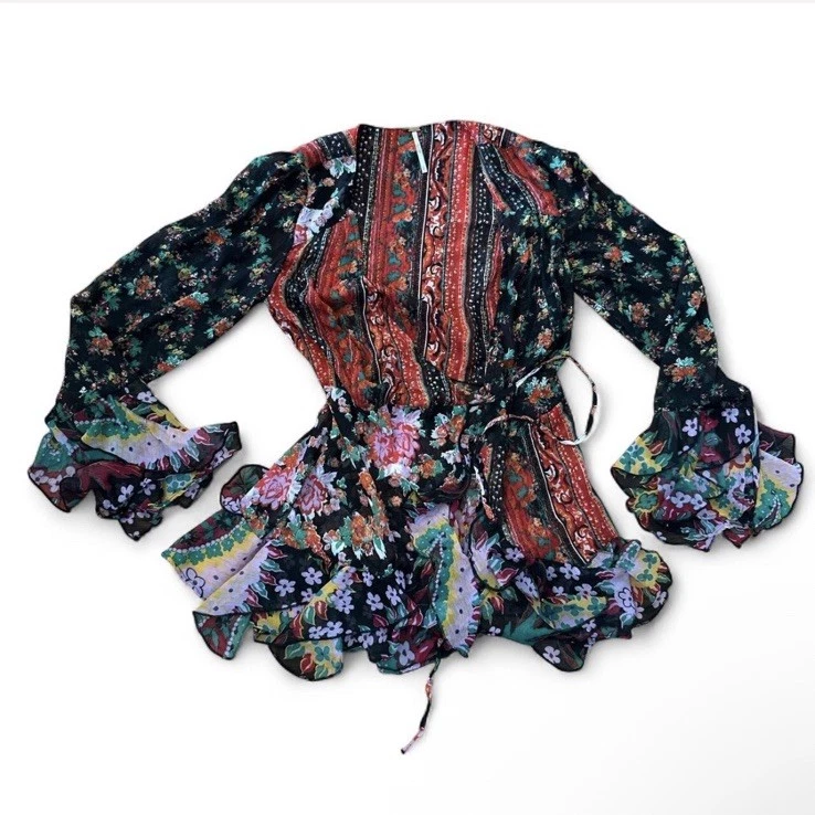 Blusa envolvente floral Free People retro de gasa manga larga talla pequeña Foto 3 de 4