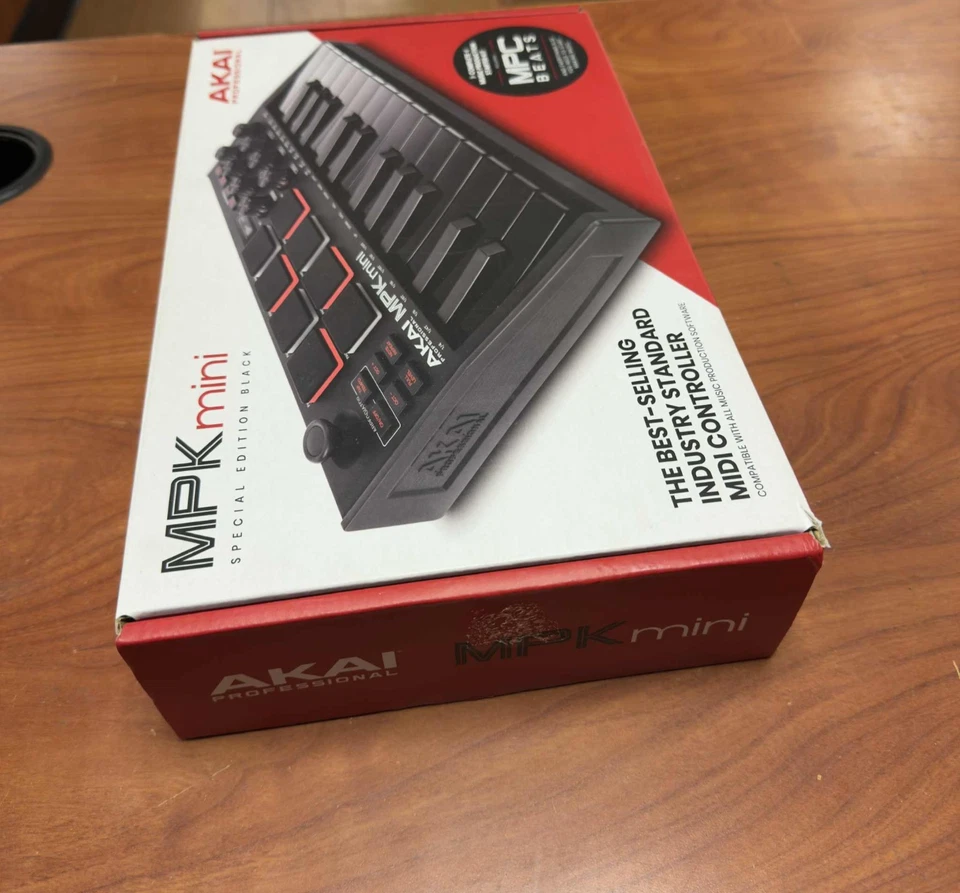AKAI Professional MPK Mini - Black - Image 4 of 4